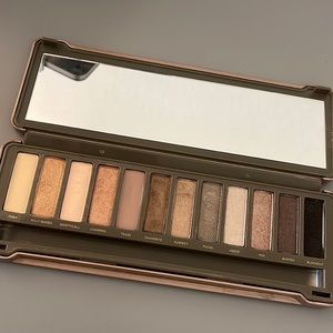 Naked 2 palette- Urban decay